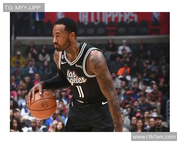 基昂特乔治火力全开半场高效砍下14分展现惊人进攻状态