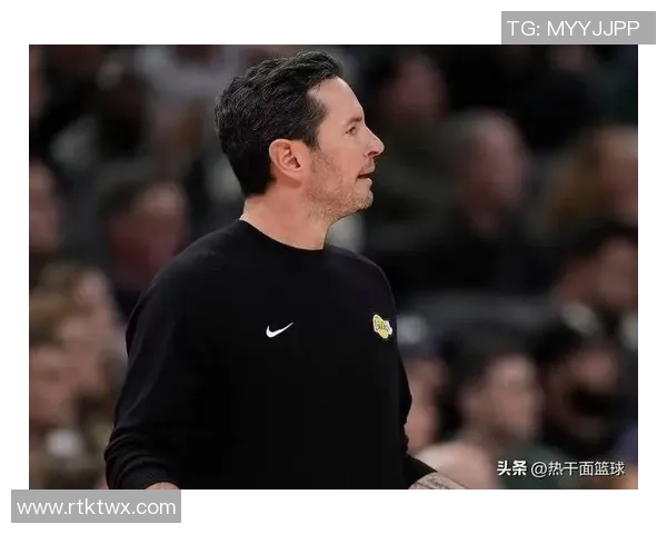 雷迪克：场上沟通进步显著成为我本赛季最鼓舞人心的变化